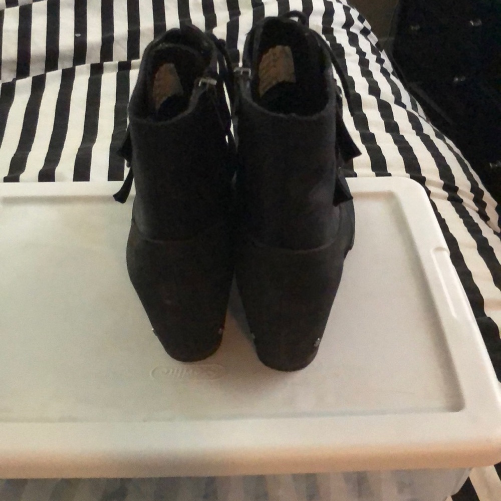 Wedges - Picture 3 of 3
